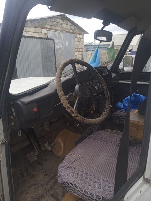 Продам УАЗ пятиместный