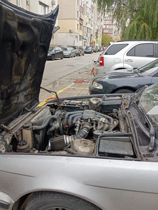 Продавам БМВ 520 е34