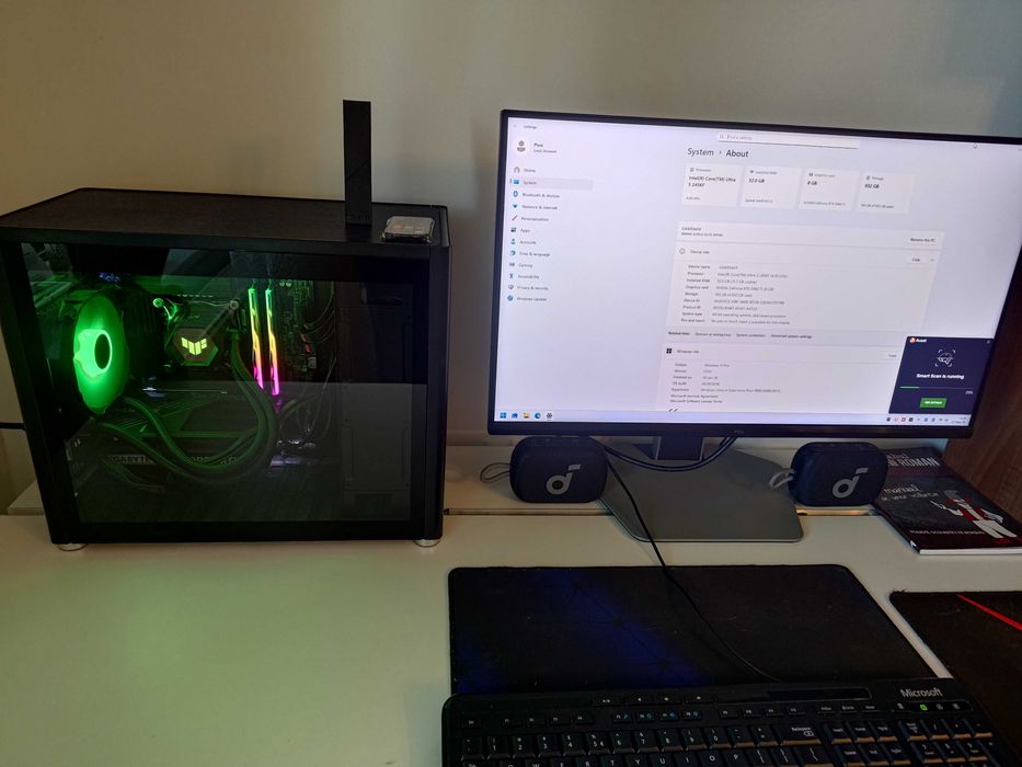 PC Gaming COMPLET Ultima Generatie Intel Core Ultra 5 245KF 32GB DDR5 RTX 5060 Ti 1TB SSD Monitor TCL QD-Mini LED TCL 25G64