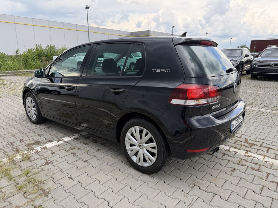 Volkswagen Golf VI