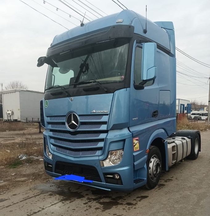 Cap Tractor Mercedes Actros