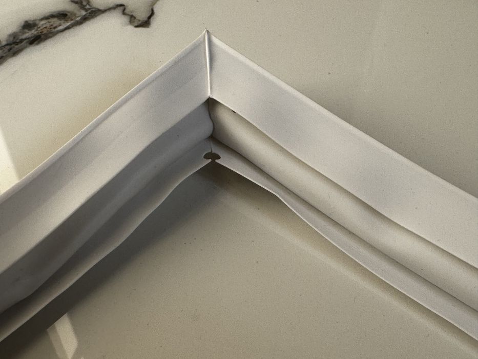 Магнитный дверной уплотнитель для холодильника