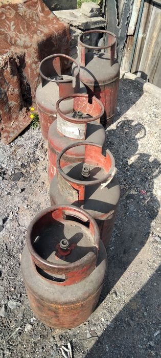 Продам газовые баллоны