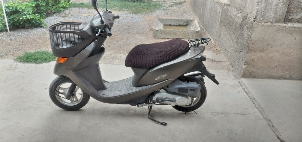 Скутер хонда честа