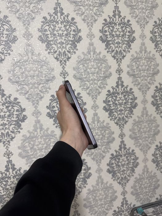 Продам Samsung S24 FE 128GB