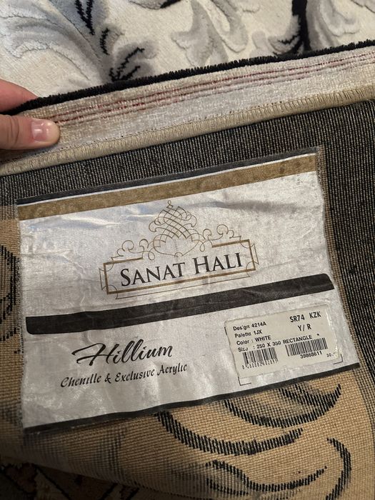 Продам ковер в отличном состоянии