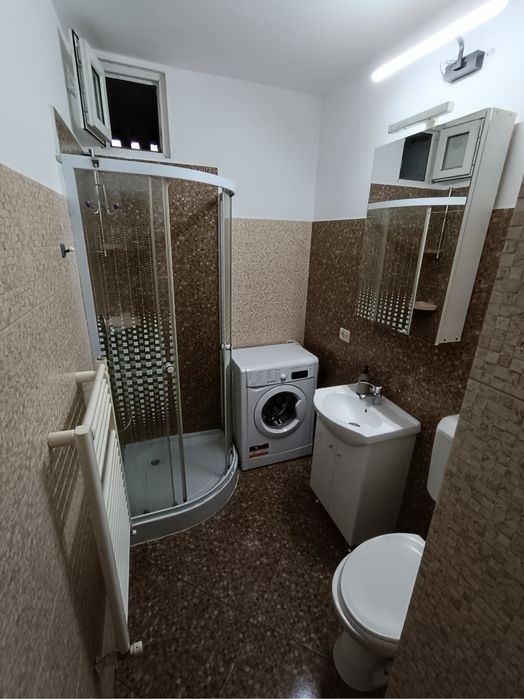 Apartament 2 camere, decomandat, renovat, Negoiu