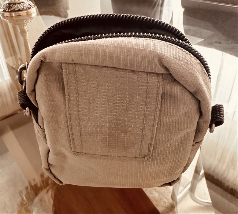 Borseta de Umar Dockers