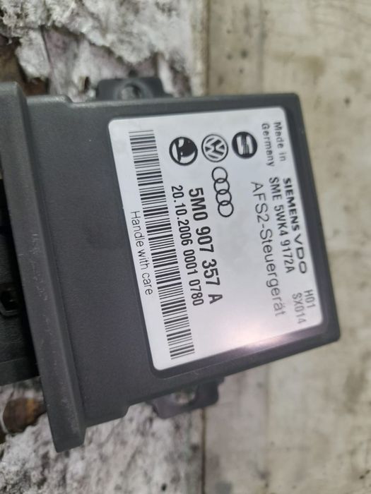 Modul  lumini  xenon 5m0907357a Volkswagen VW Golf 5 [2003 - 2009]