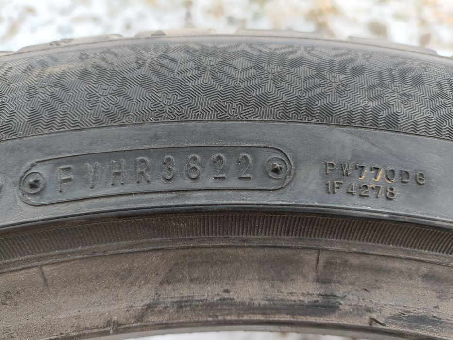 255 45 R20 Falken DOT22