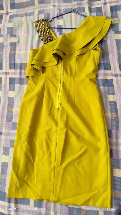 Ayollar Vecherniy kiymi razmer 44 46