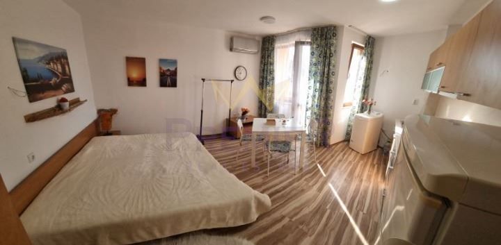 Дава се под наем Едностаен апартамент в Варна, Колхозен пазар - 37 кв.м за 265.2 € - Снимка #1