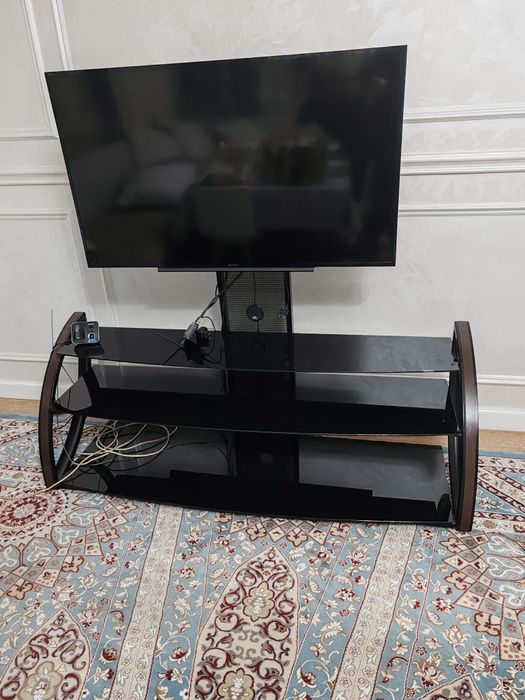 Подставка телевизора