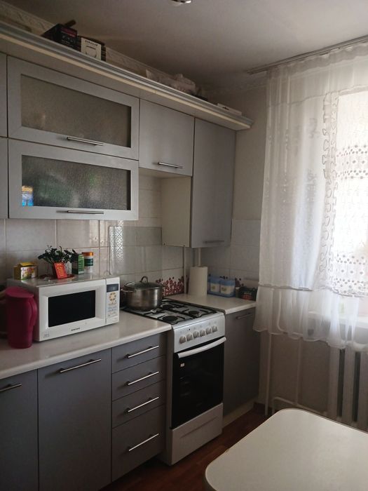 Продам 2х квартиру в кирпичном доме р-н 3поликлиники