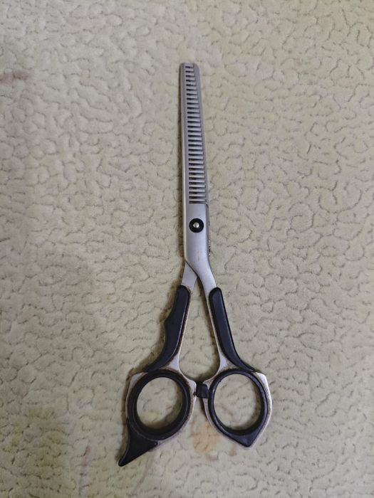 Инструменты для парикмахера