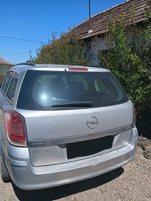 OPEL Astra 2005 — imagine 3