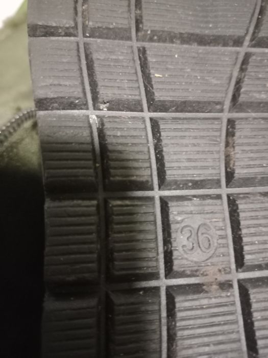 Сапожки для девочки