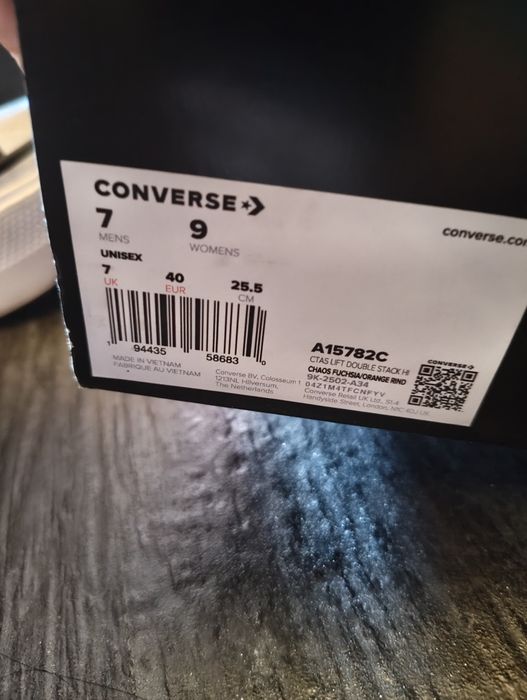 Converse limited pride eition