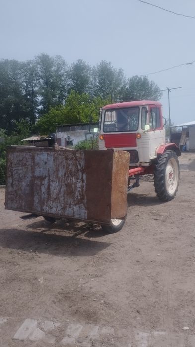 Продам Трактор Т16
