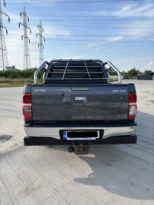 Toyota Hilux 2.5 diesel 144 cp manual 2012
