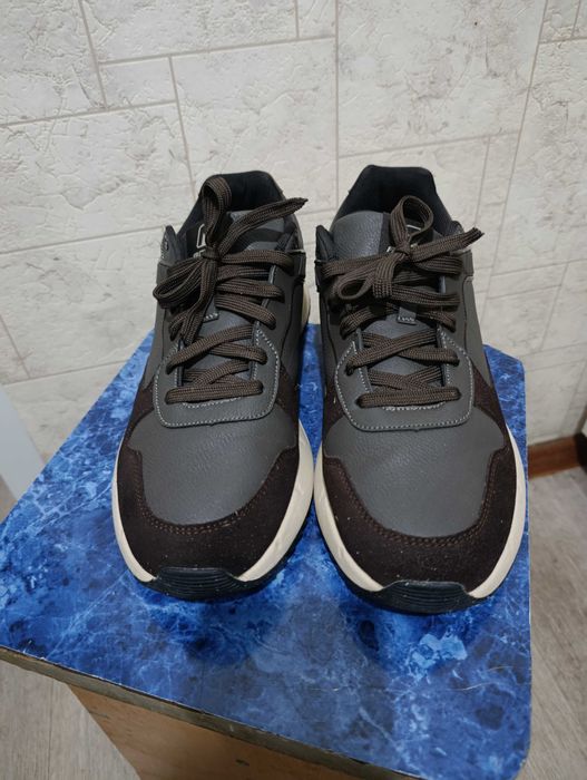 Кроссовки новые...