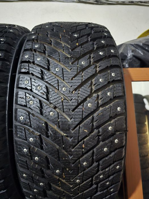 Зимний шины бар комплект