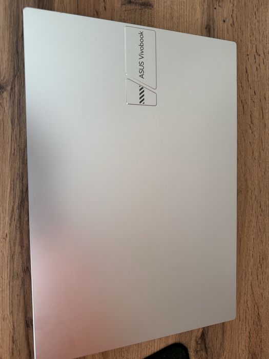 Продам ноутбук asus vivobook