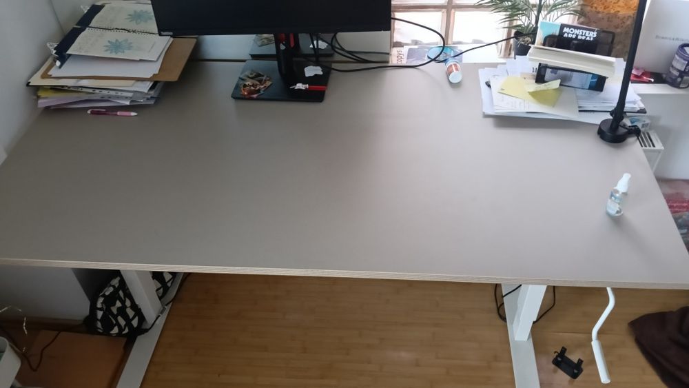 Birou manual flexibil