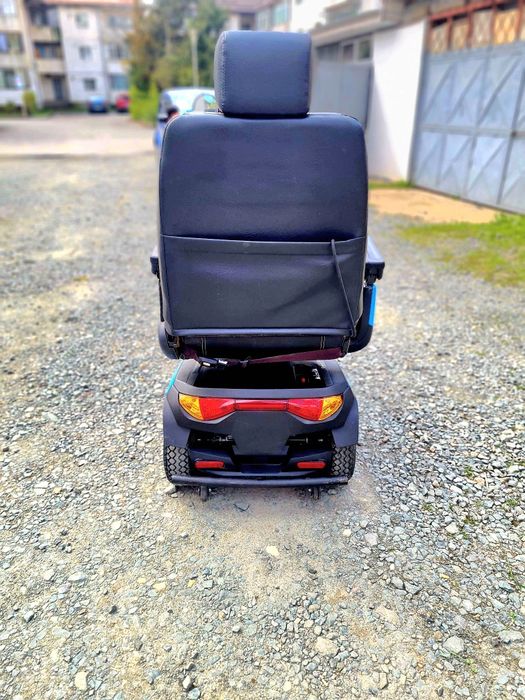 Scuter Carut electric INVANCARE Comet Ultra dizabilități/handicap 12  km/h