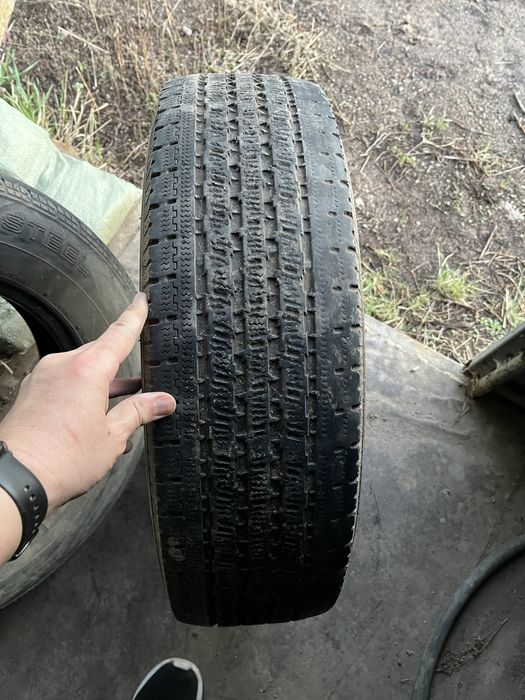 Продам шины Toyo 3 шт