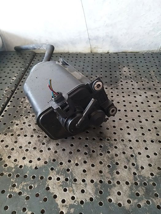 Filtru carbon 1.4 b vw golf 4 1j 1j0201801h