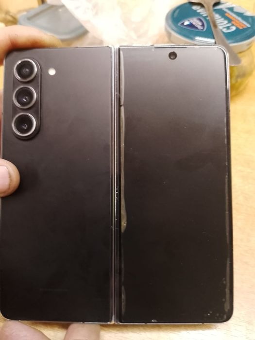 Продам Samsung z fold 5