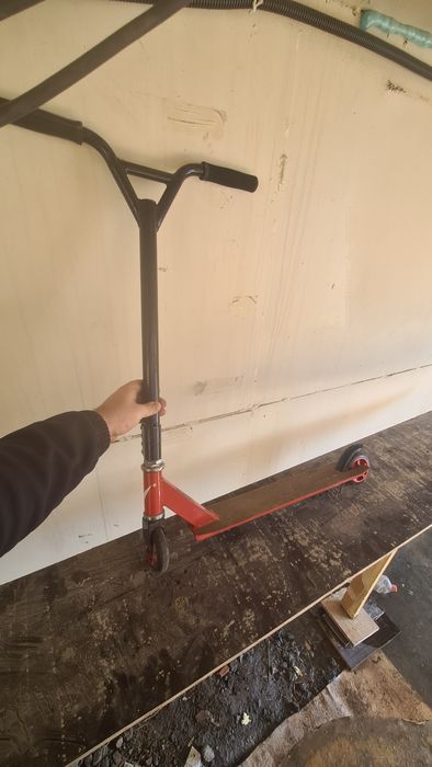 Самокат трюковой, подойдёт и для детей