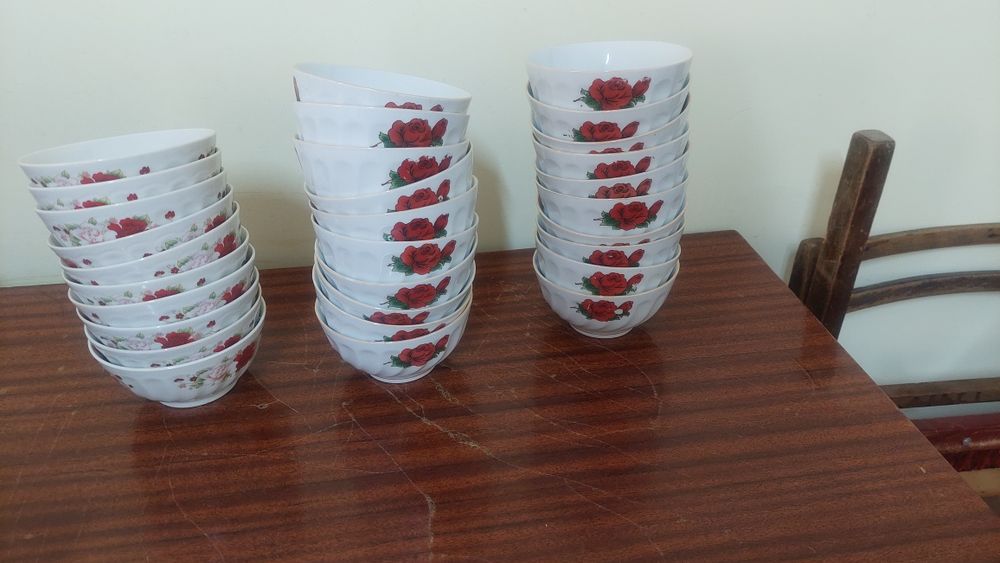 Әр түрлі ыдыстар