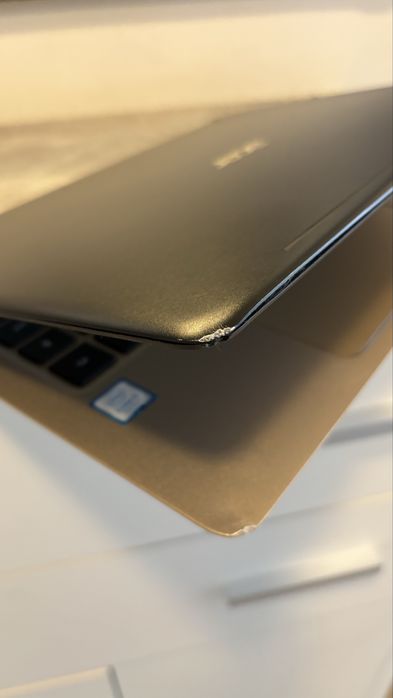 Acer swift 7 i5 батерия за смяна
