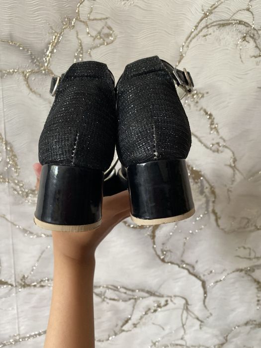 Продам нарядные туфли в оличном состоянии