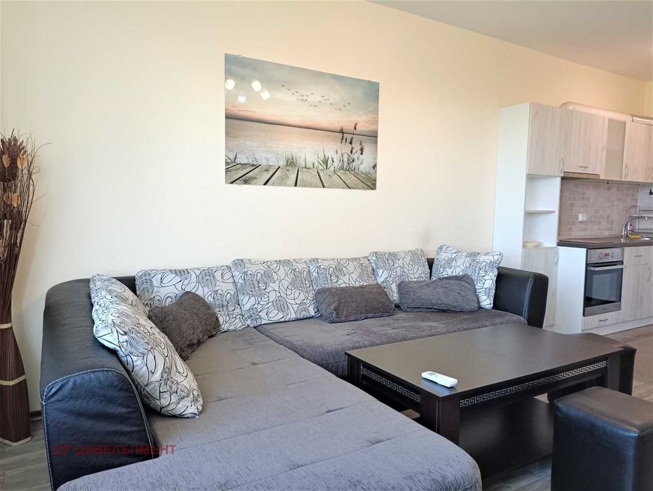 Дава се под наем Двустаен апартамент в София, Студентски град - 65 кв.м за 715.81 € - Снимка #4