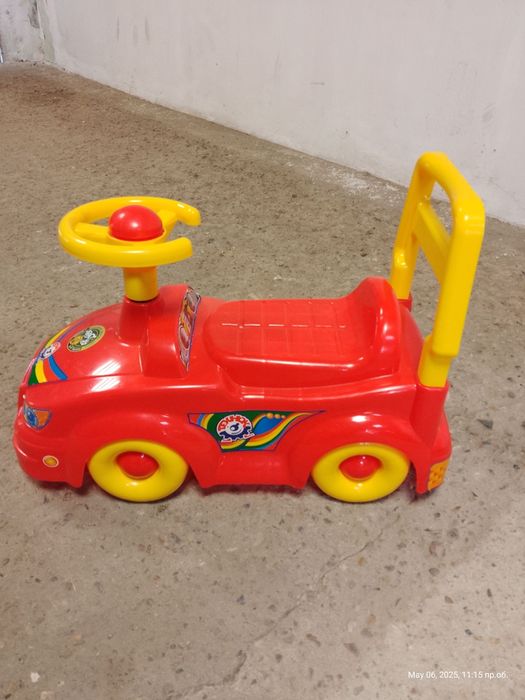 Продавам детска количка