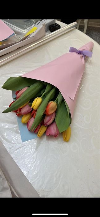 Тюльпаны метровые