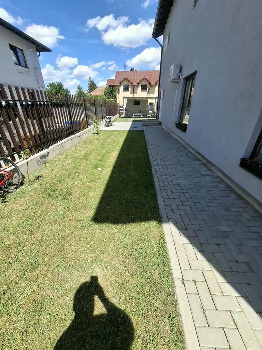 Casă individuală cu spațiu comercial – Cisnădie