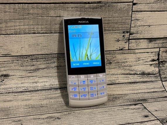 Nokia X3-02 полусенсорный
