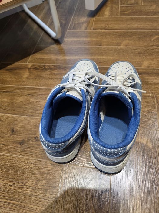 Срочно продам кросовки NIKE.