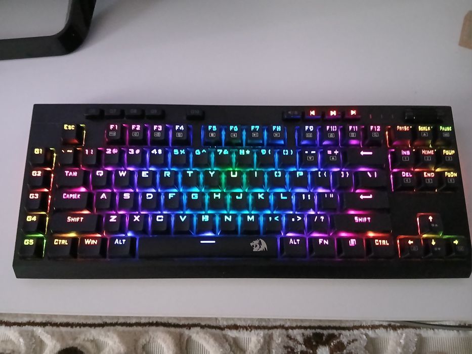 Tastatura Wireless Reddragon K596RGB