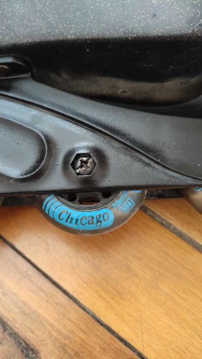 Ролери номер 40 тайвански