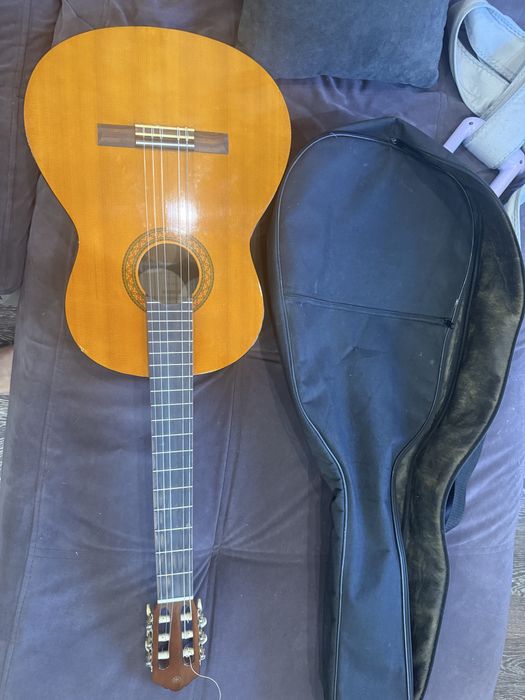 Гитара Yamaha CM40