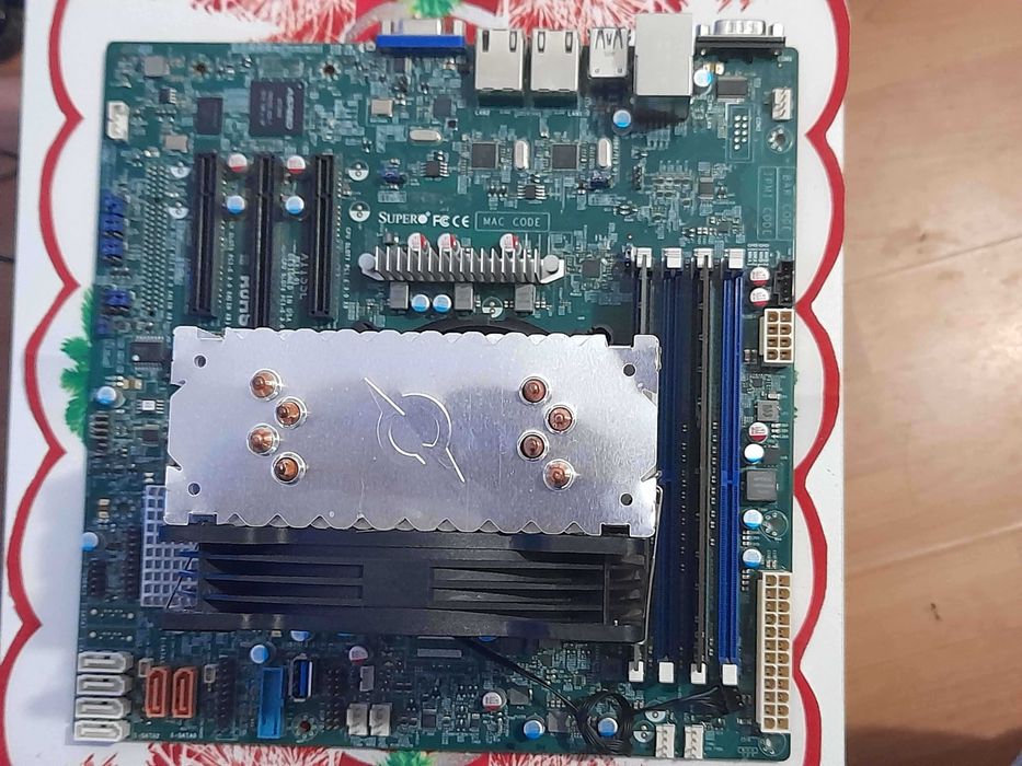 Kit Xeon E3-1230 v5 + Supermicro X11SSL-F + 16GB DDR4 + Cooler