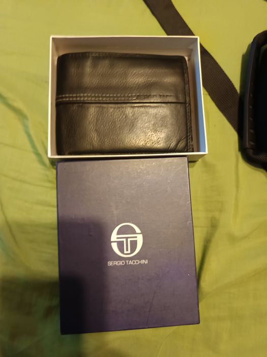 Vând portofel din piele marca Sergio Tachini nu este nou