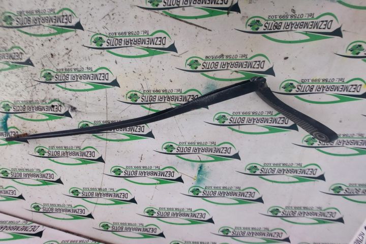 Brat stergator stanga Peugeot 307 prima generatie (facelift)