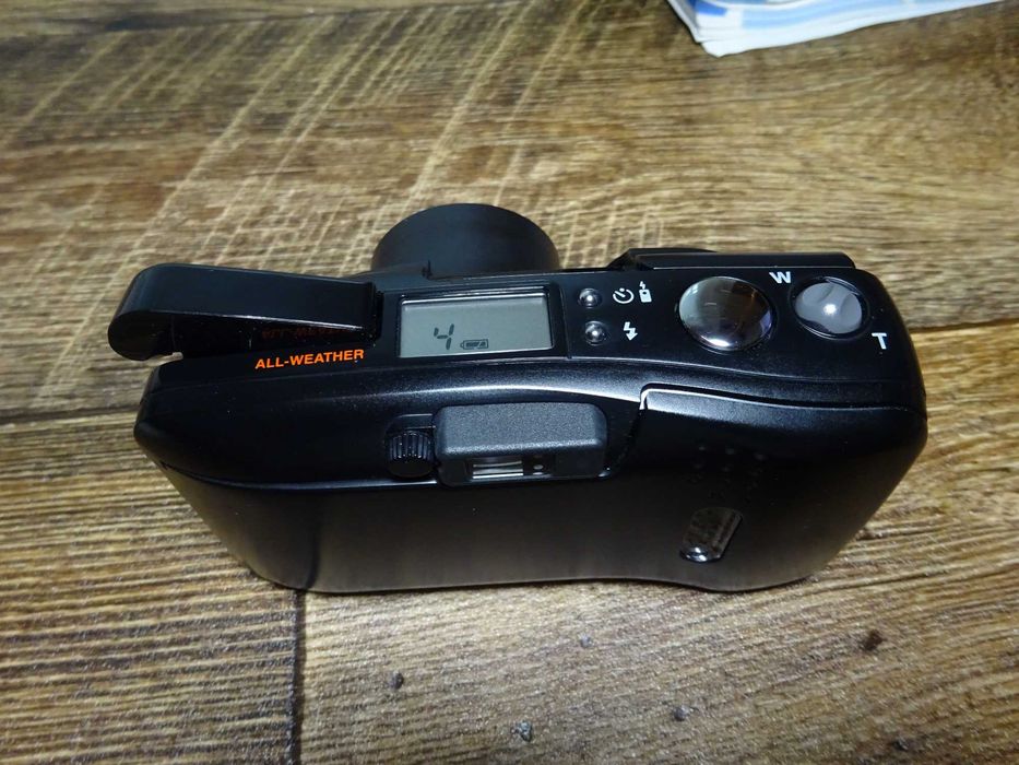 Aparat foto compact pe film 35mm Olympus mju Zoom 115