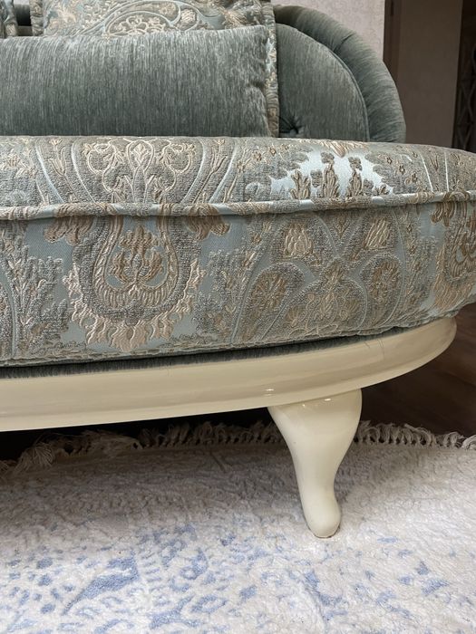 Диван для гостинной